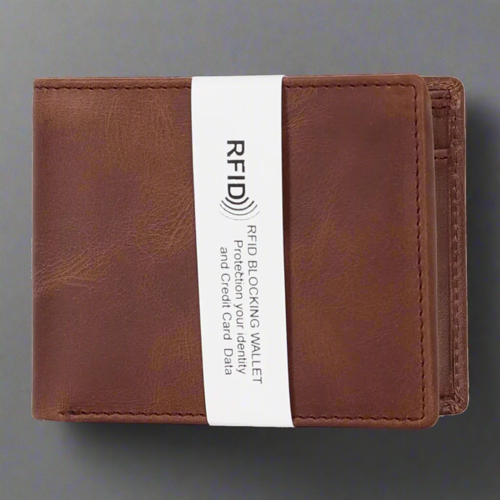 Men's 8 Card Slot Leather Wallet