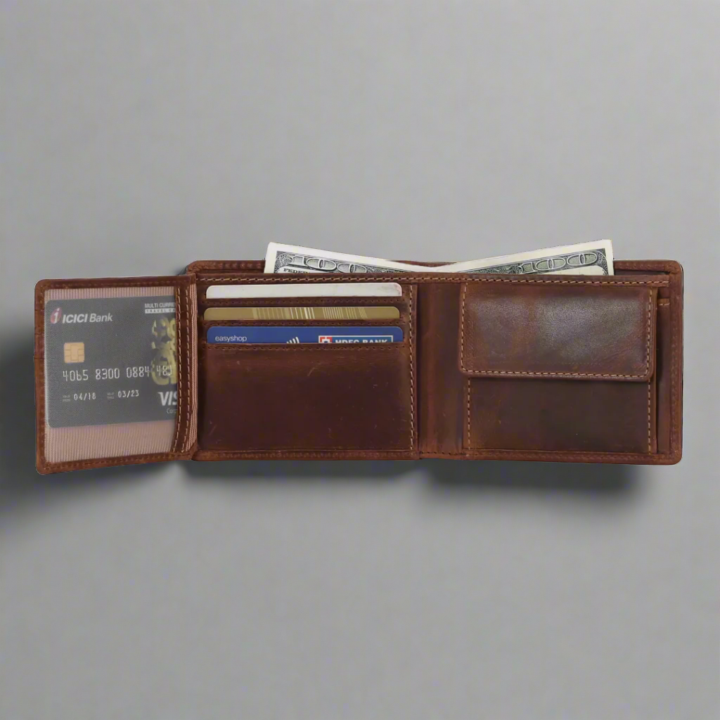 MET Men’s Hunter Leather Wallet with Coin Pocket