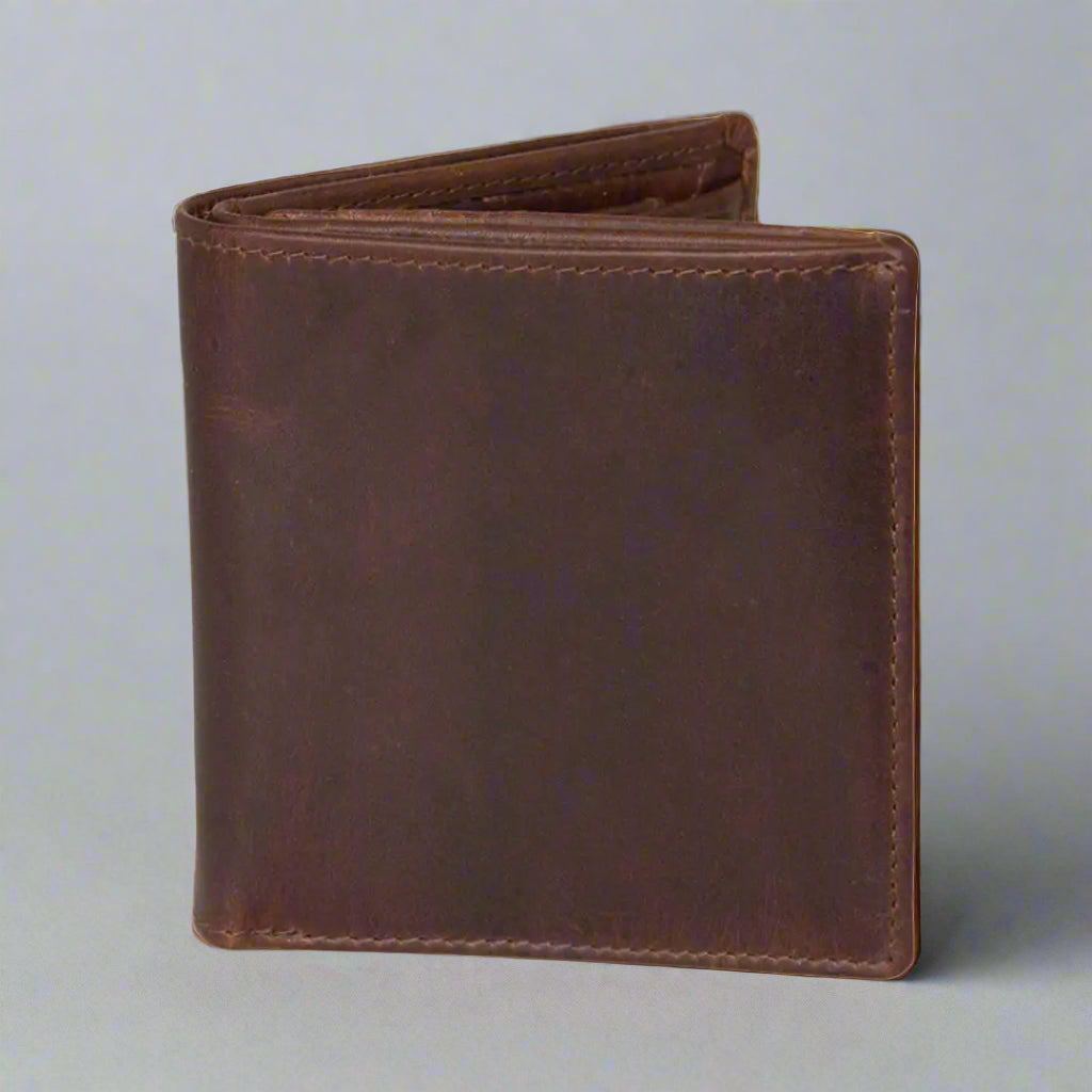 BOL Men's Vintage Leather Tri-fold with Change Pocket Wallet Men's Wallets Boutique of Leathers/Open Road