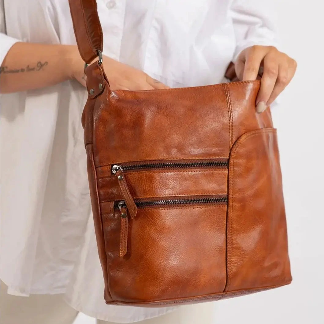 Greenwood Leather Shoulder Bag with 2 Zip Pockets Handbags & Purses Boutique of Leathers/Open Road