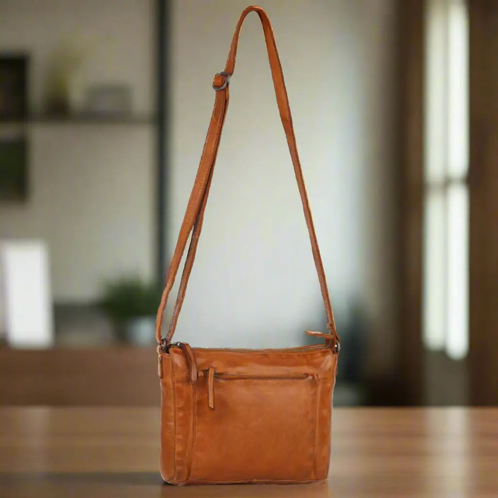 MET Cossbody Organizer Leather Handbag Handbags & Purses Boutique of Leathers/Open Road