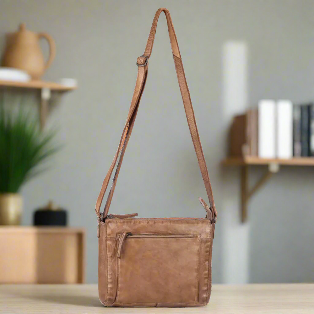 MET Cossbody Organizer Leather Handbag Handbags & Purses Boutique of Leathers/Open Road