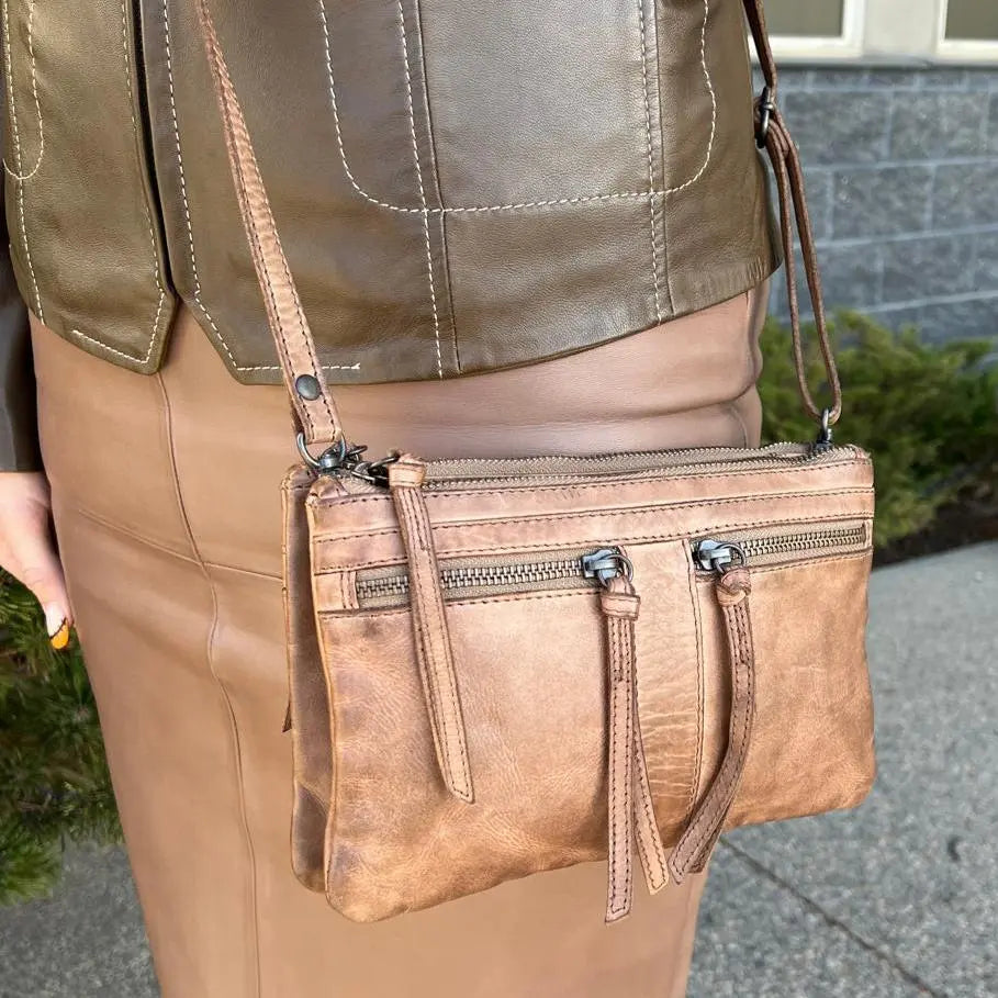 MET Leather Crossbody Bag with Dual Front Zipper Pockets Handbags & Purses Boutique of Leathers/Open Road