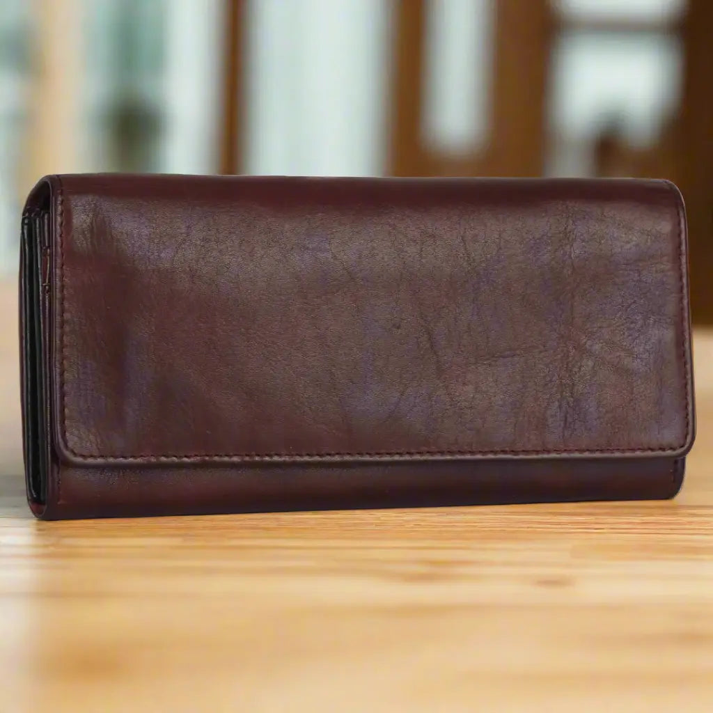 MET Women's Two Tone Leather Clutch Wallet Women's Wallets Boutique of Leathers/Open Road