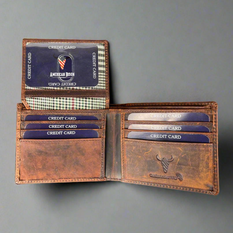 Men’s Skull Embossed Bifold Leather Wallet - Boutique of Leathers/Open Road